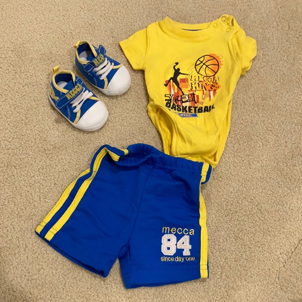 Mecca Baby Outfit (0-3 months)